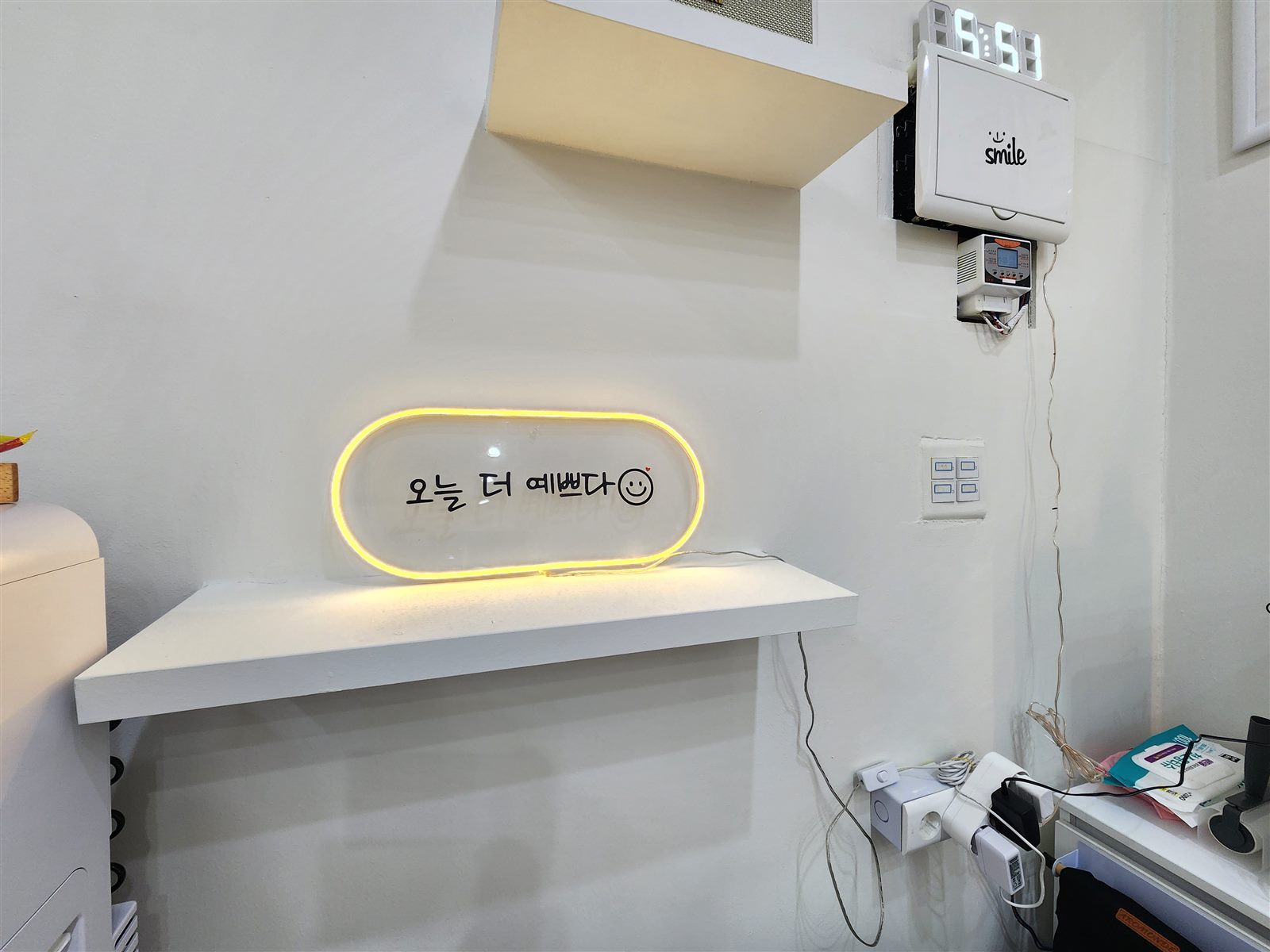 시그니처 미용실 인테리어 소품